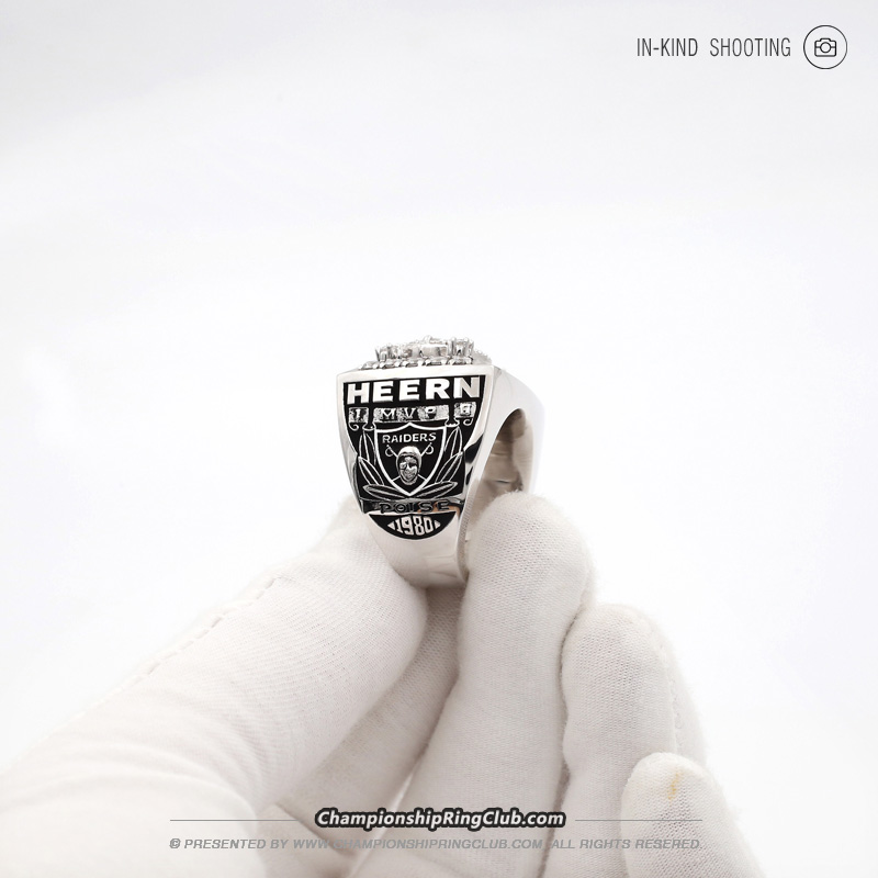 2002 Oakland Raiders AFC Championship Ring - www.championshipringclub.com