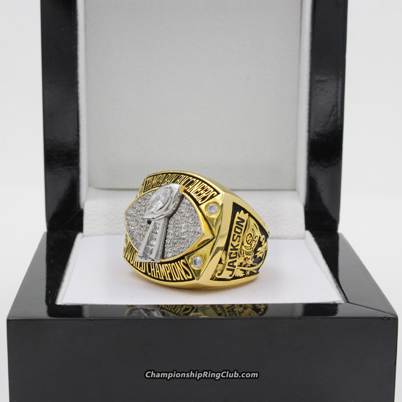 2002 Tampa Bay Buccaneers Super Bowl XXXVII Champions 14K Gold & Diamond  Ring