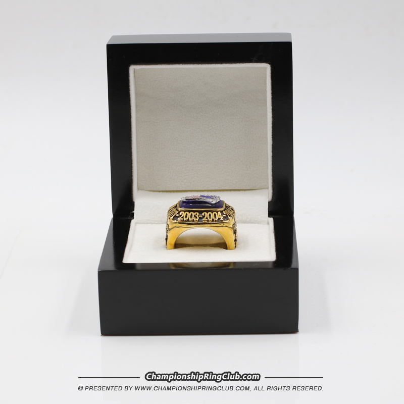 New England Patriots 2003 Super Bowl Football Championship Ring