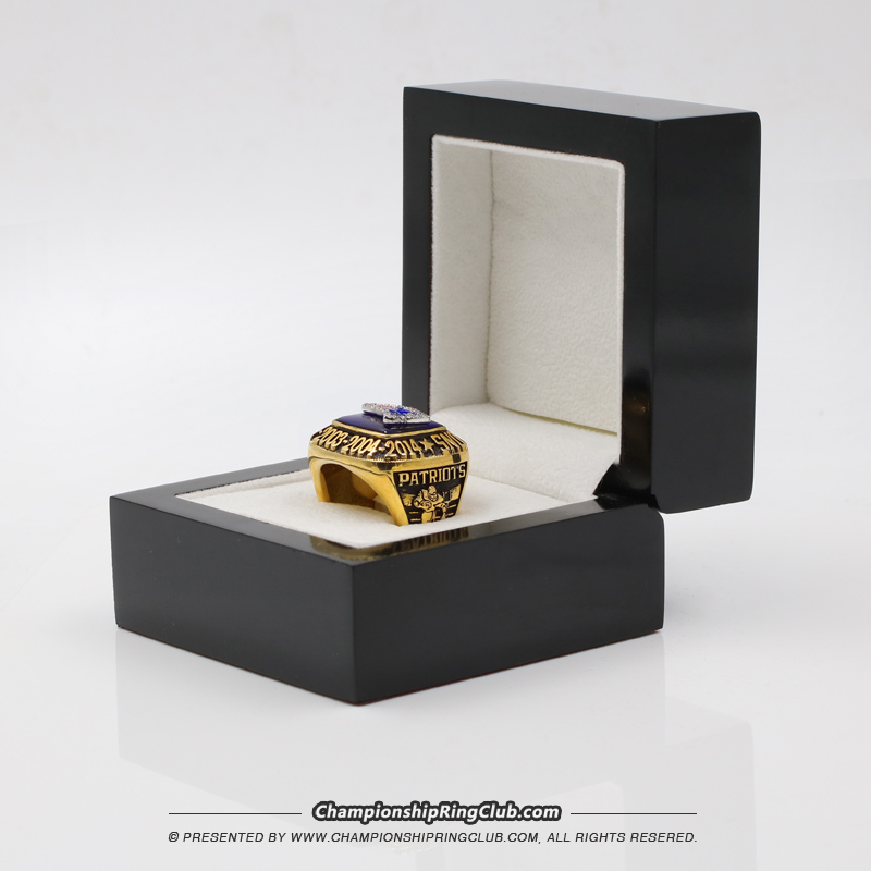 2014 New England Patriots Brady Super Bowl XLIX MVP Ring -  www.championshipringclub.com