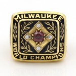 1957 Milwaukee Braves World Series ring, yes please