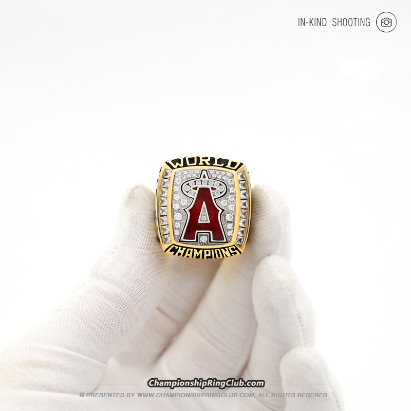 Lot Detail - 2002 Anaheim Angels World Series Champions Ring with