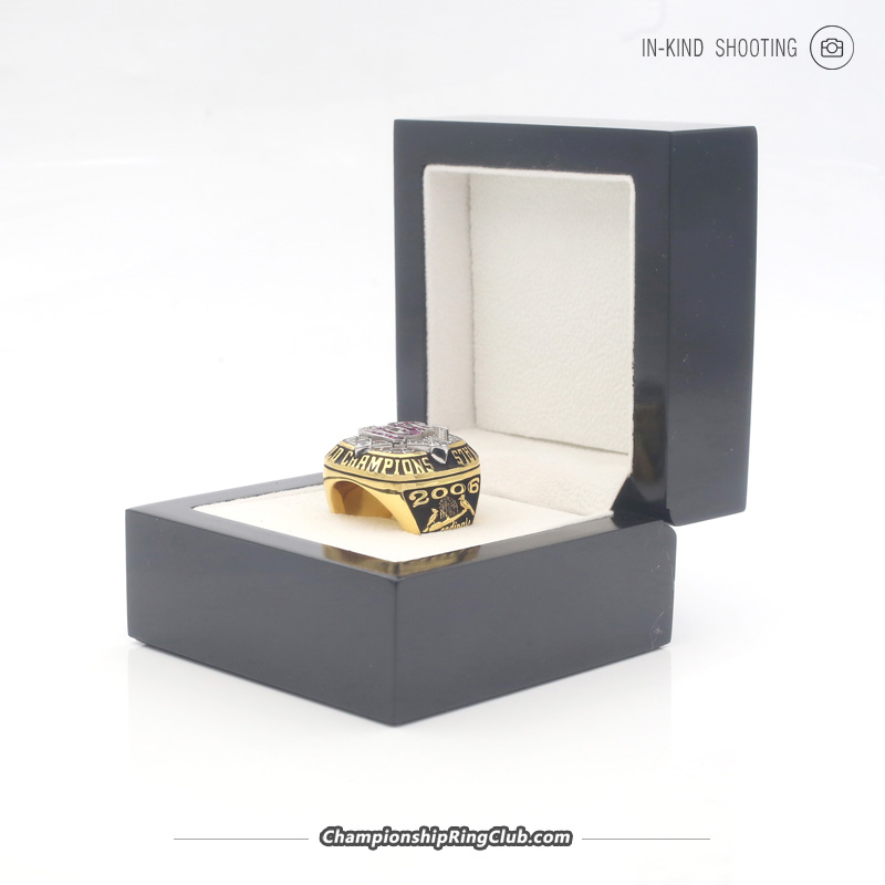 Lot Detail - 2006 ST LOUIS CARDINALS WORLD SERIES RING 10K GOLD WITH  DIAMONDS & RUBIES - BILARDELLO INTERGOLD