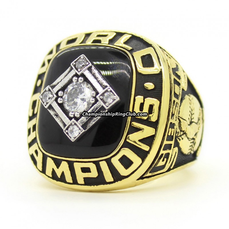 St. Louis Cardinals 1982 World Series MLB Championship Ring With Red R