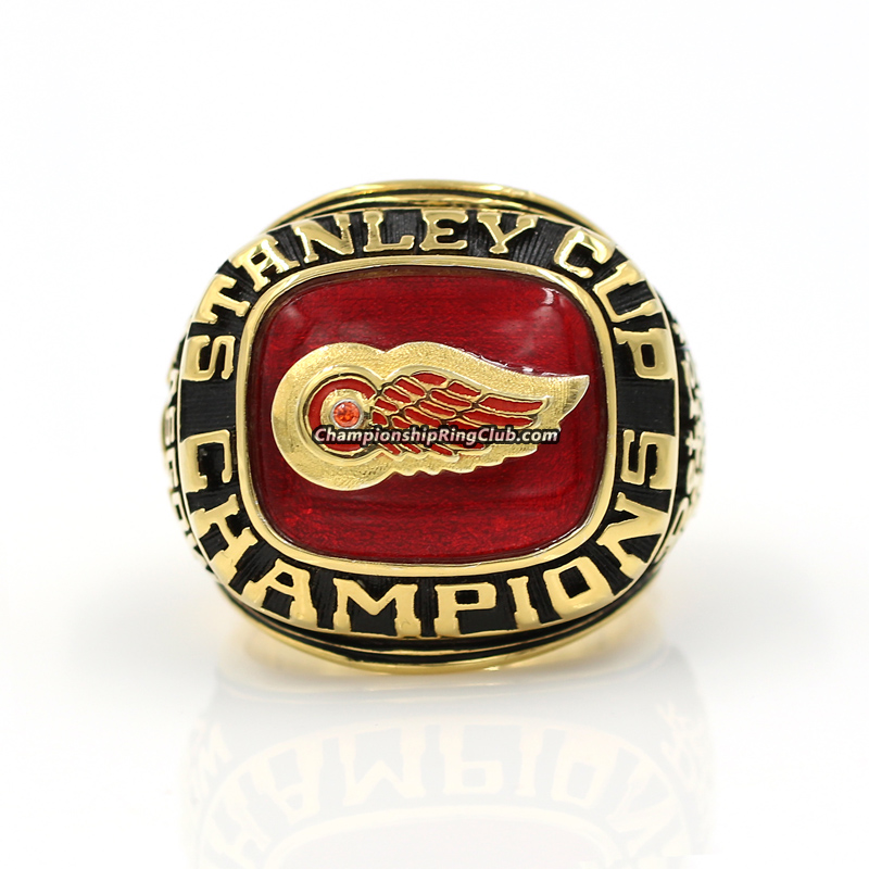 Lilmoxie — Detroit Red Wings 1997 Stanley Cup Champions Metal Keychain