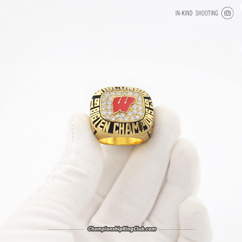 Wisconsin Badgers 2020 NCAA Rose Bowl championship ring