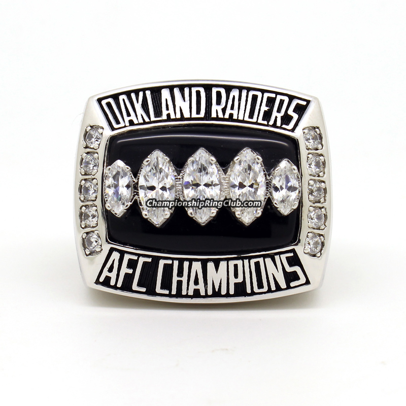 2002 Tampa Bay Buccaneers Super Bowl Championship Ring -  www.championshipringclub.com