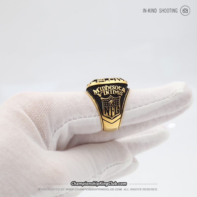 1969 Minnesota Vikings NFC Championship Ring - www.championshipringclub.com