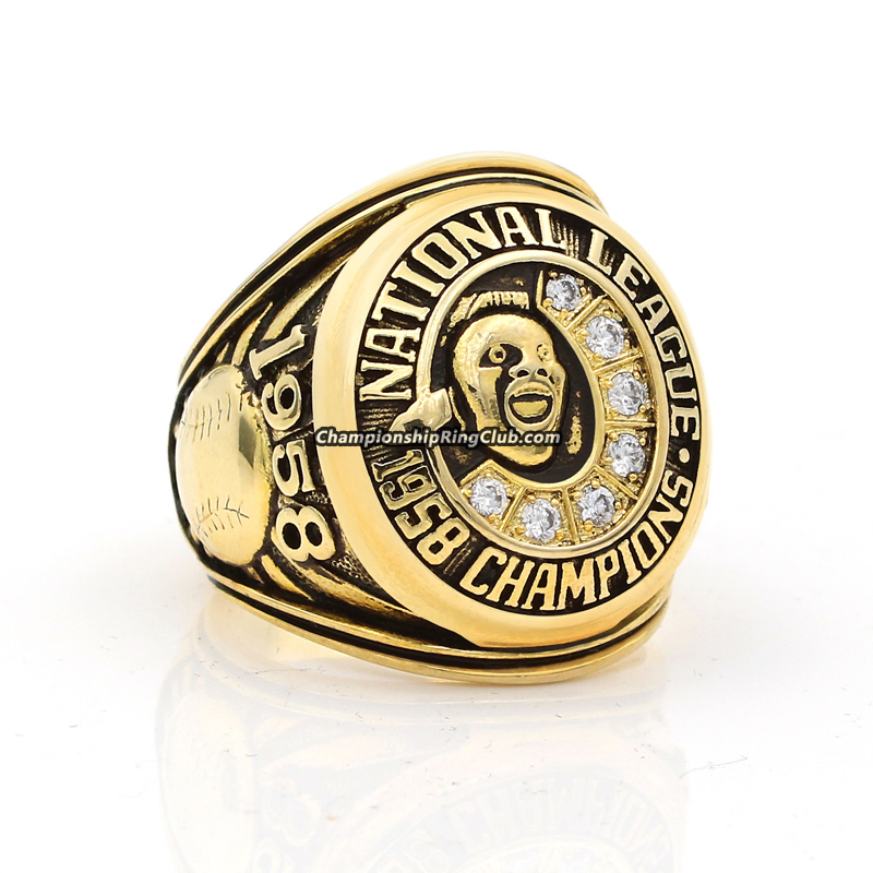 1957 Milwaukee Braves World Series Championsip Ring -  www.championshipringclub.com